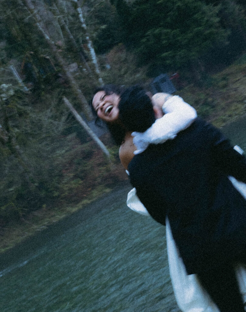Skykomish River elopement couple riverside in Index WA
